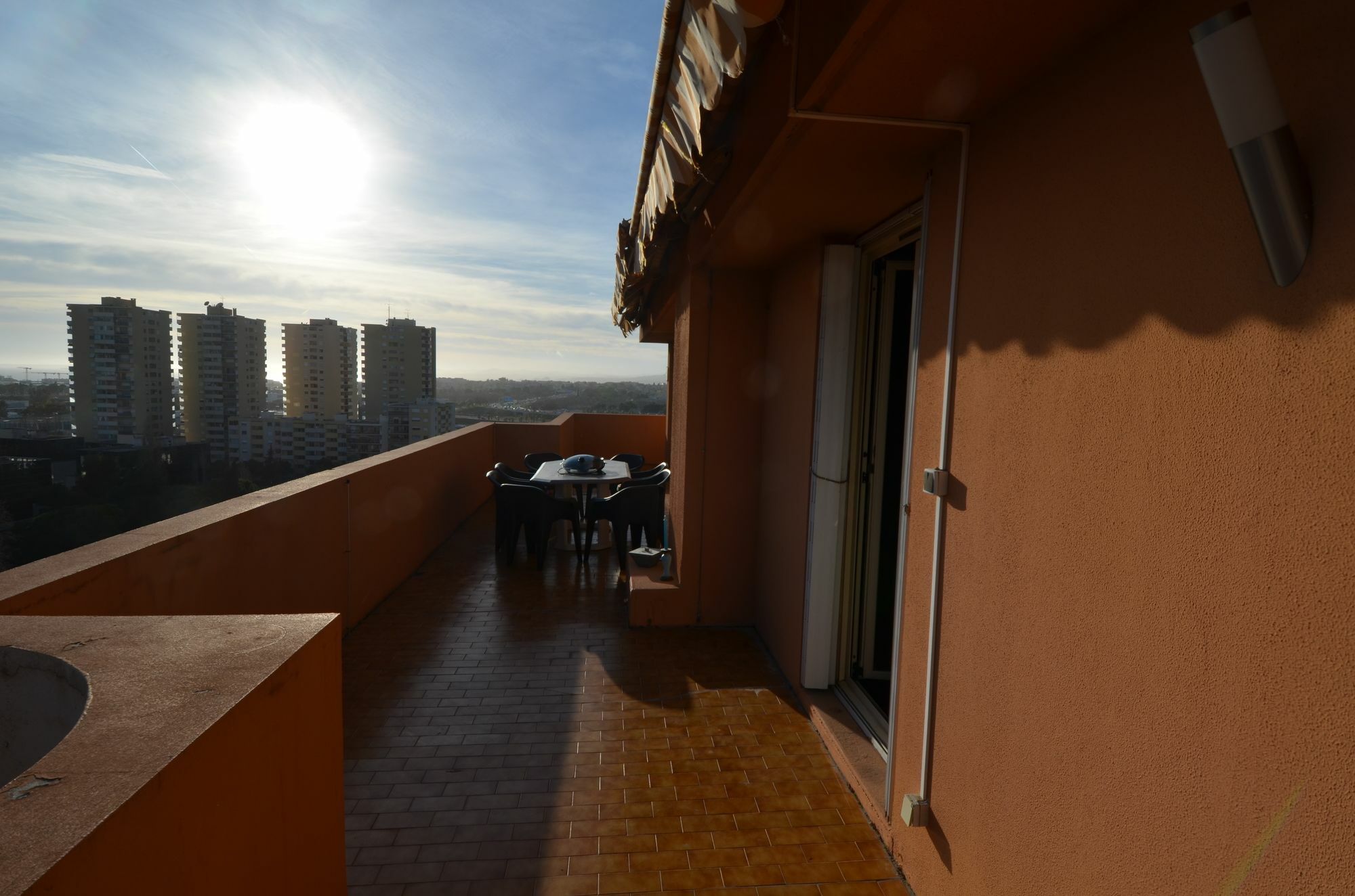 Appartement Rooftop 8 personnes grande terrasse avec parking Quartier Aéroport Nice Eksteriør bilde
