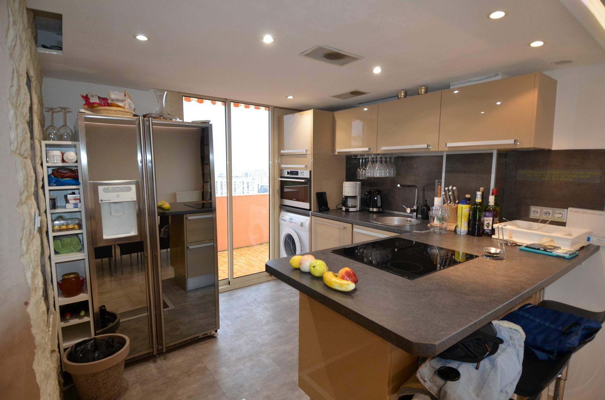 Appartement Rooftop 8 personnes grande terrasse avec parking Quartier Aéroport Nice Eksteriør bilde