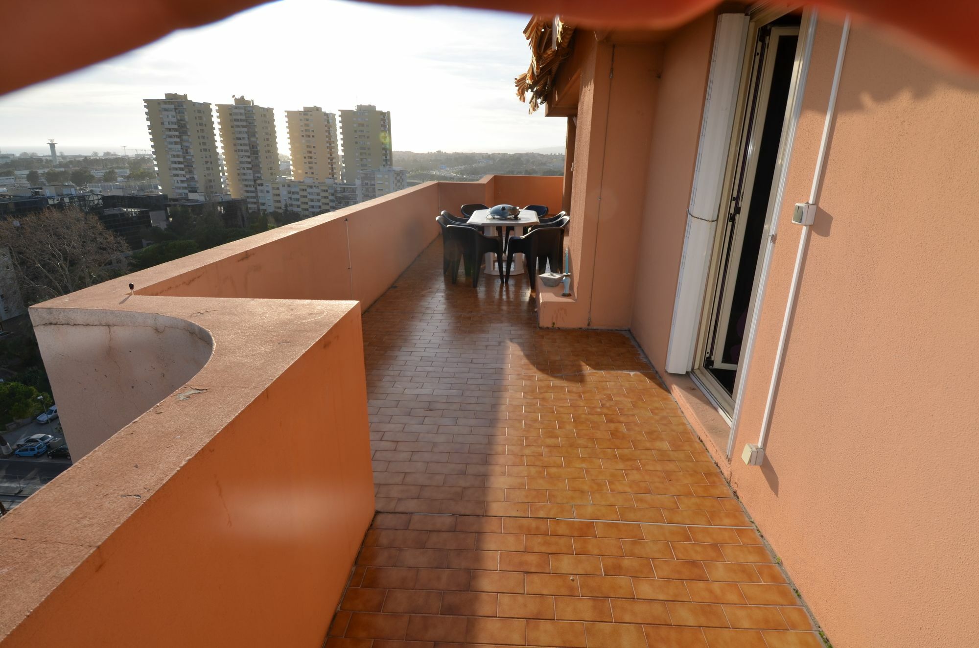 Appartement Rooftop 8 personnes grande terrasse avec parking Quartier Aéroport Nice Eksteriør bilde
