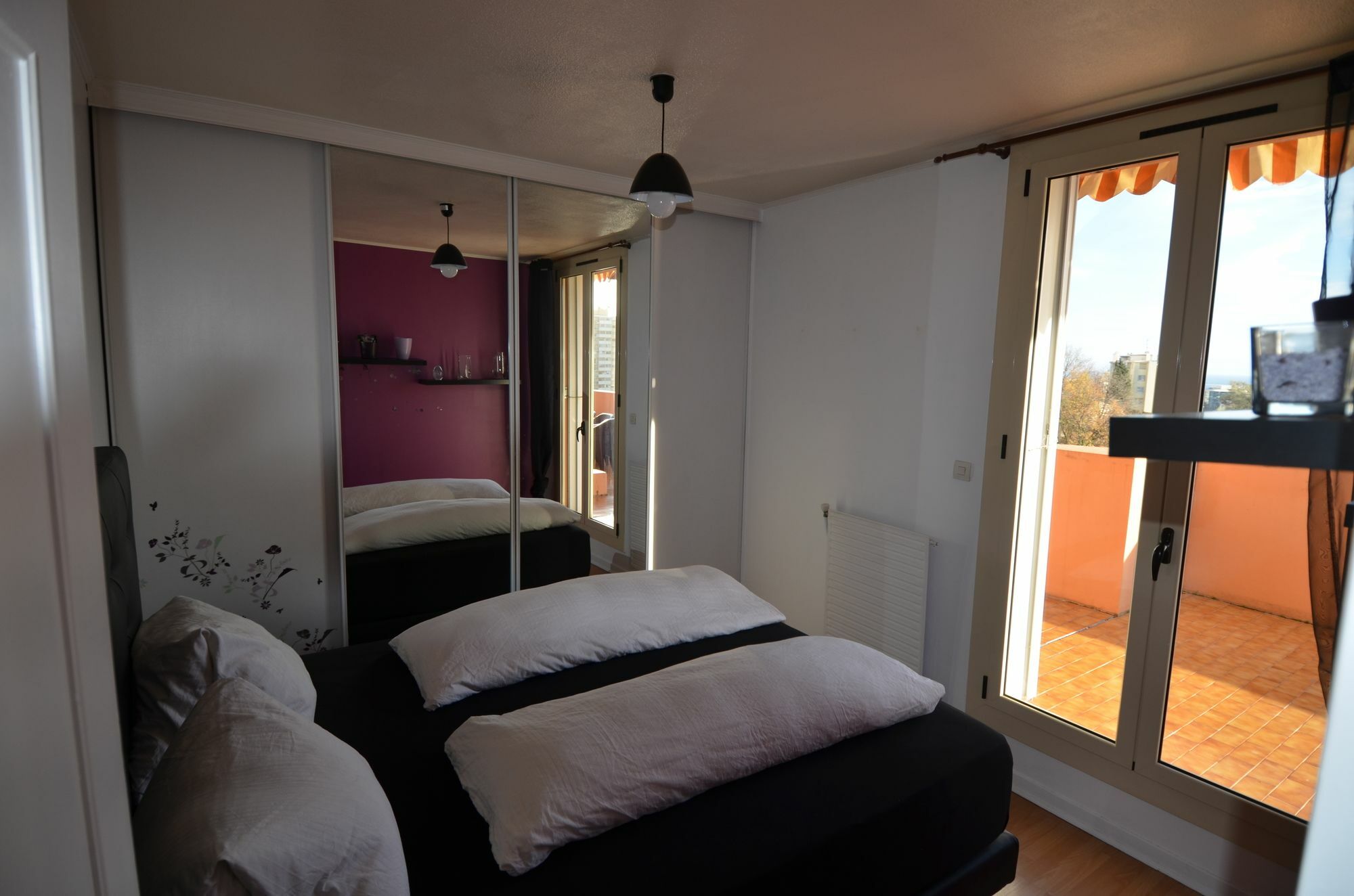 Appartement Rooftop 8 personnes grande terrasse avec parking Quartier Aéroport Nice Eksteriør bilde